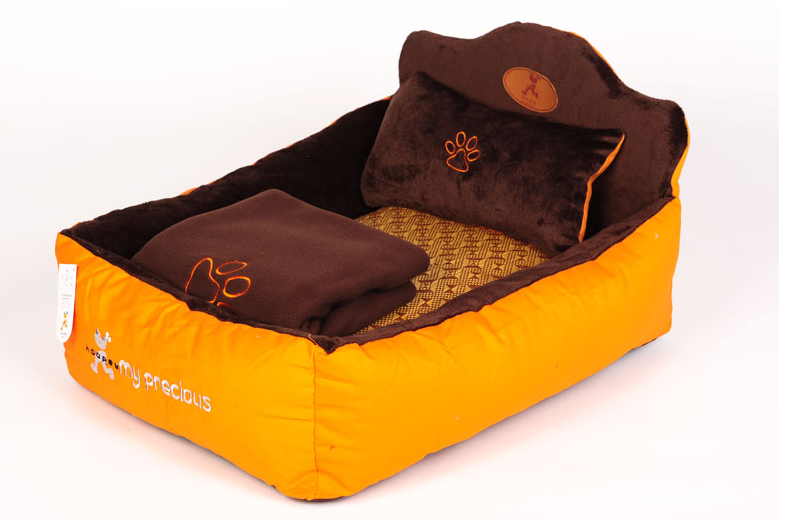 Size: M - Three-piece Goghouse Pets Bed Removable