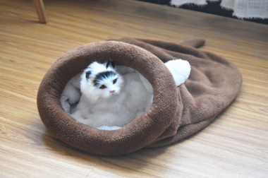 Color: Brown, Size: 65x55cm - Pet Dog Cat Kennelnest Four Seasons Nest Kennel Sleeping Bag